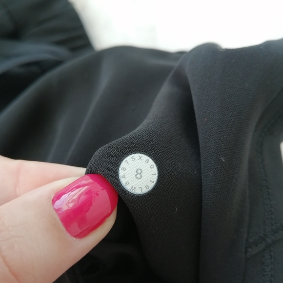 Lululemon On The Fly Woven Skirt Black Size 8 - Picture 12 of 15